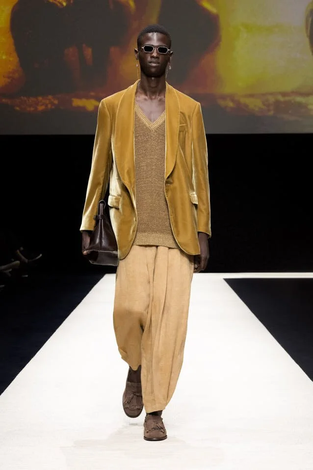 サイン入り Emporio Armani Magazine N.1 Africa emporio armani — Fashion News, Cultural Highlights